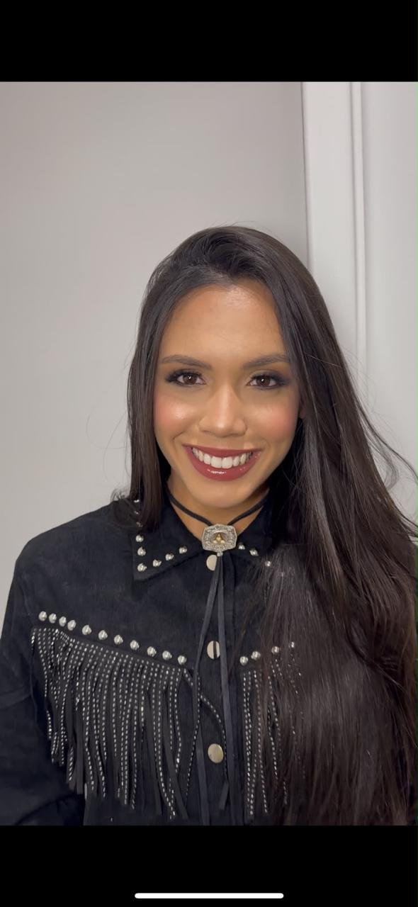 Maquiagem Camila Dias